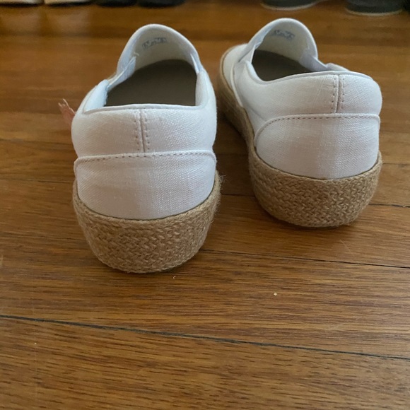 White converse with rope bottom - Picture 3 of 3